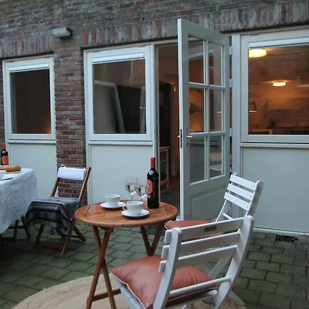 Gezelligheid In Egmond 16p
