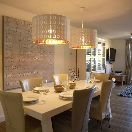 Gezelligheid In Egmond 16p *